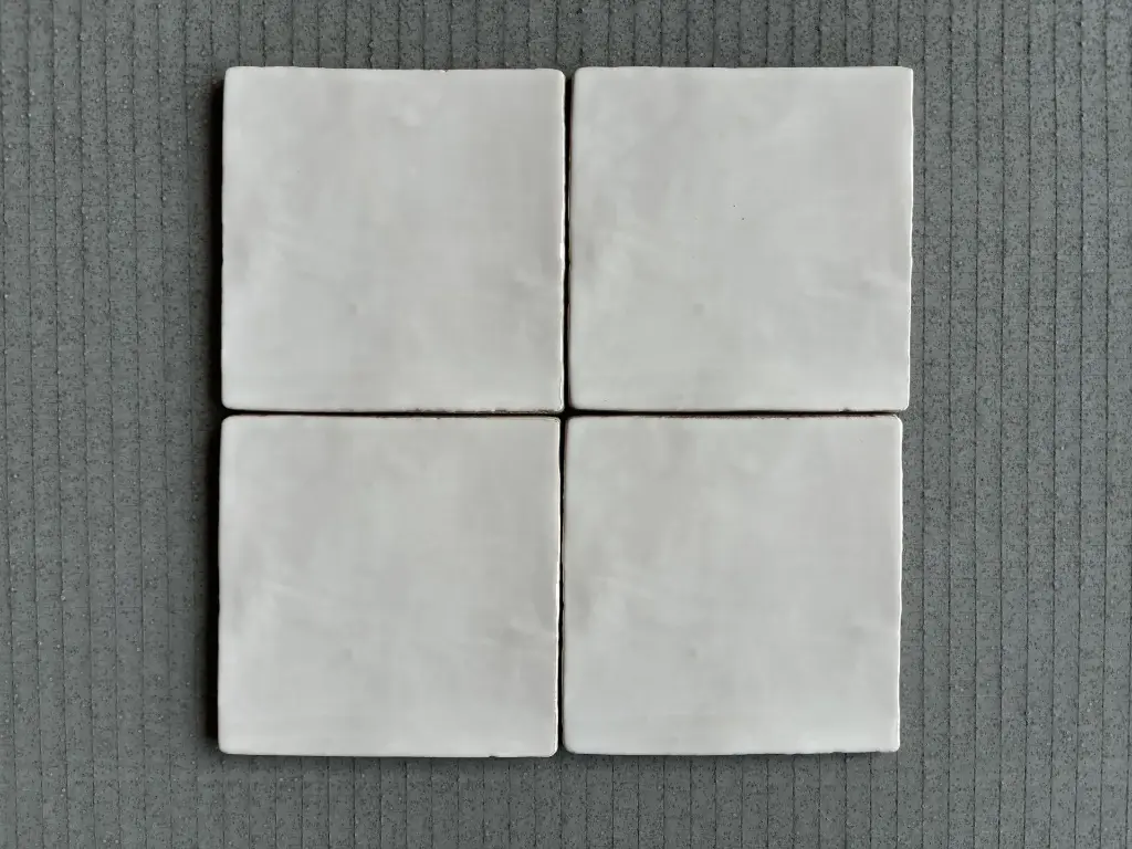 Nanda Easton White 13 x 13cm