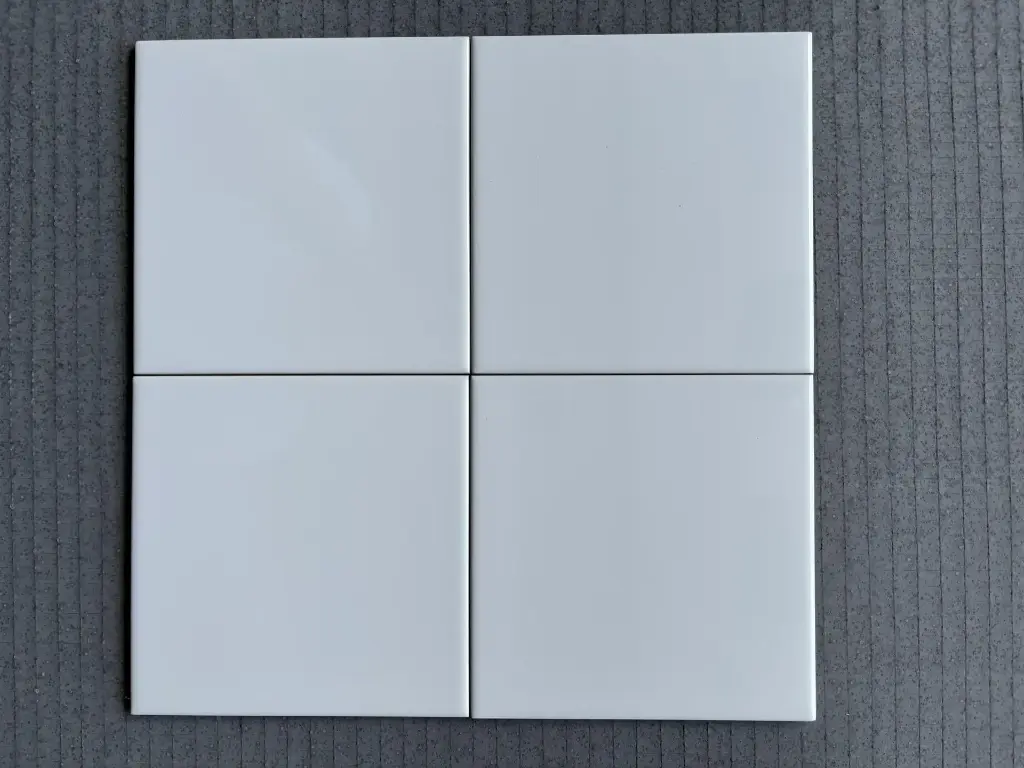 Vitra RAL 9016 BEYAZ 15x15cm